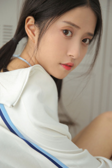 激情午夜视频